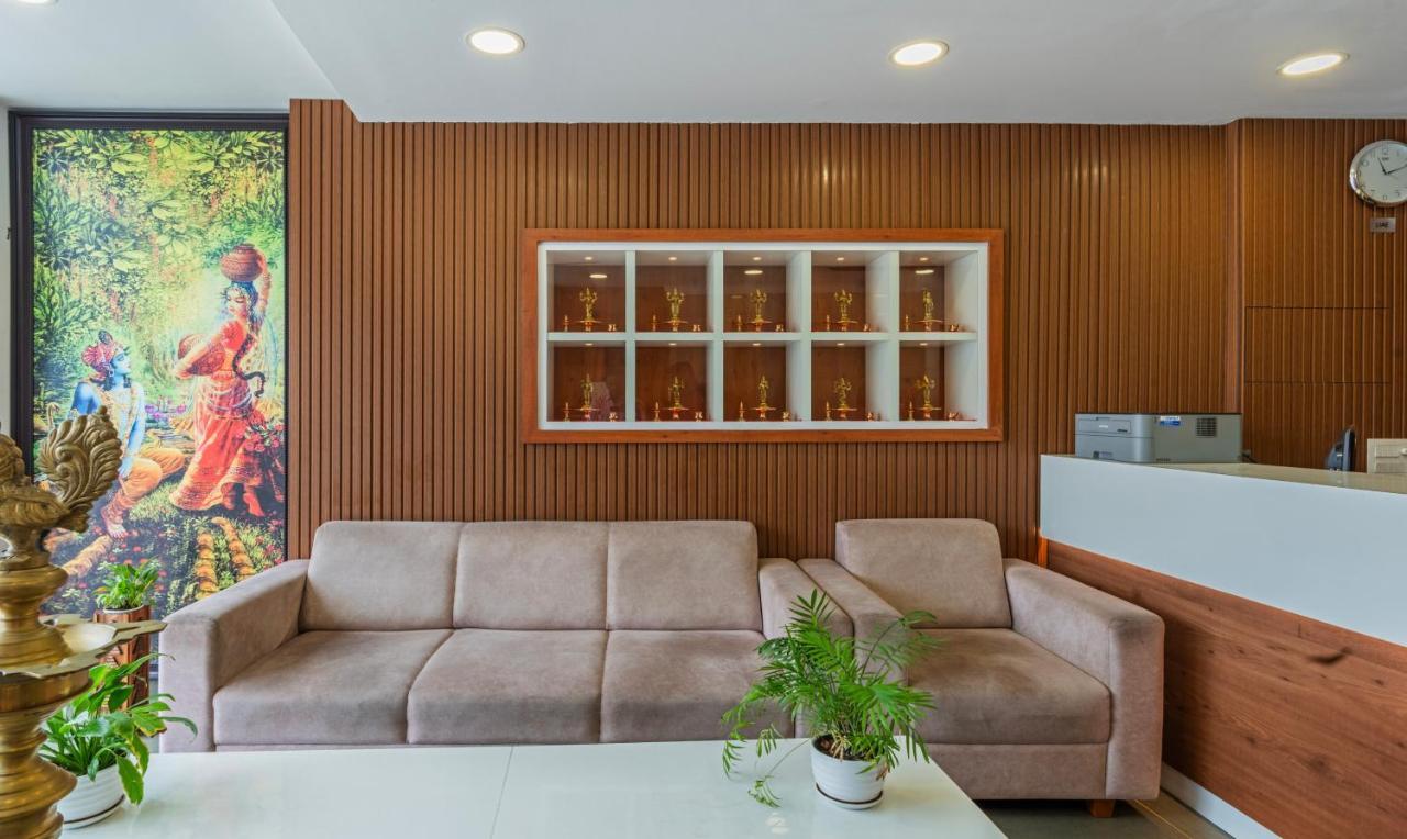 Treebo Jp Residency Hotel Thiruvananthapuram Ngoại thất bức ảnh
