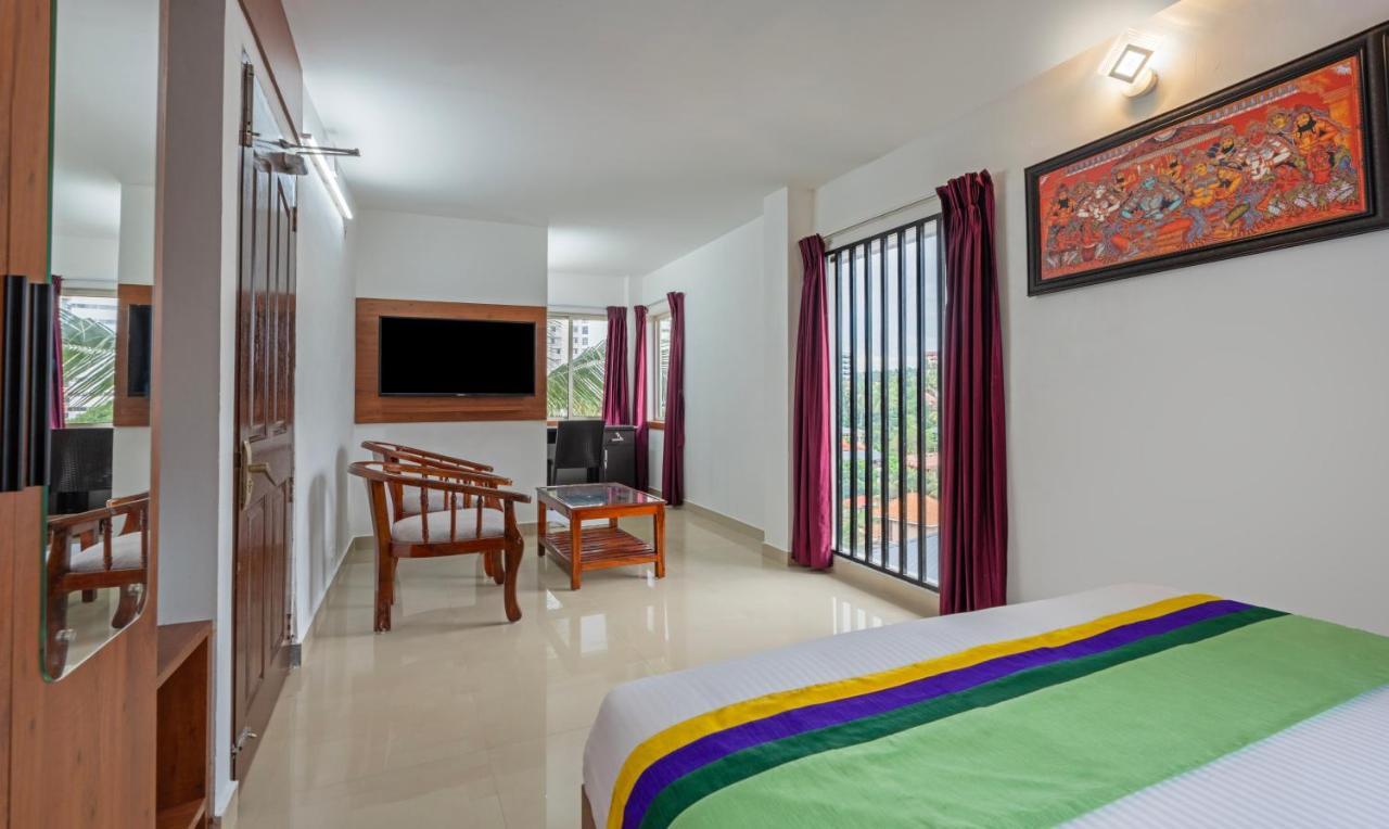 Treebo Jp Residency Hotel Thiruvananthapuram Ngoại thất bức ảnh