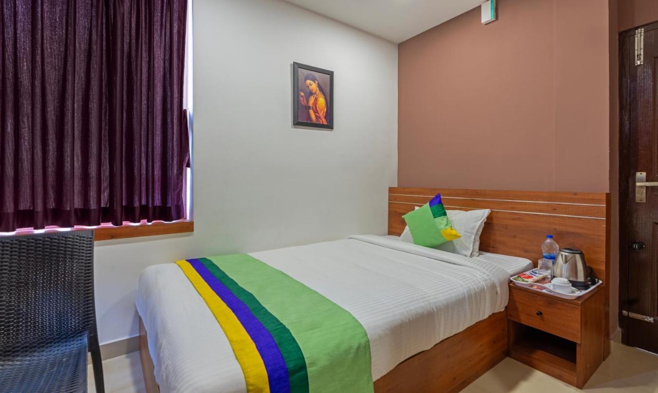 Treebo Jp Residency Hotel Thiruvananthapuram Ngoại thất bức ảnh